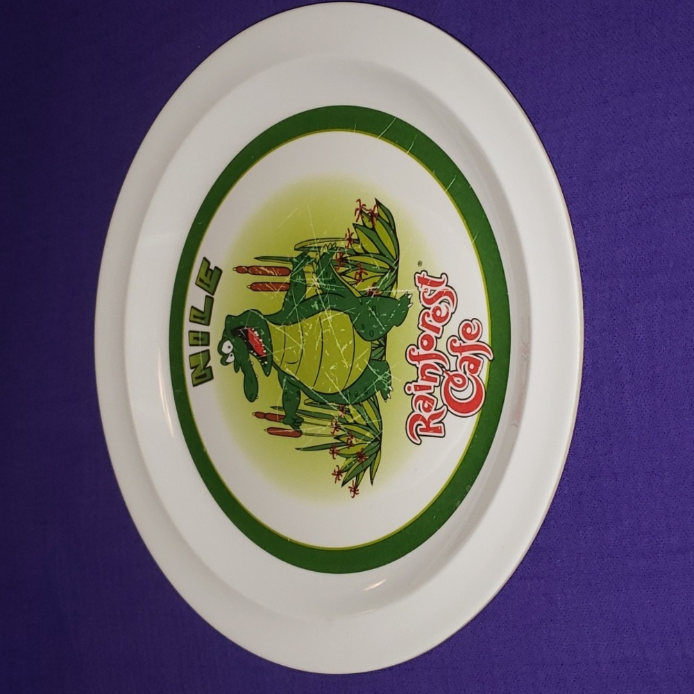 *GUC* Rainforest Cafe Melamine Plate by Landry's Restaurants Nile Crocodile
